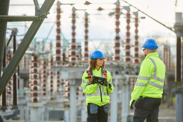 Best Electrical Installation Contractor  in St Francis, WI